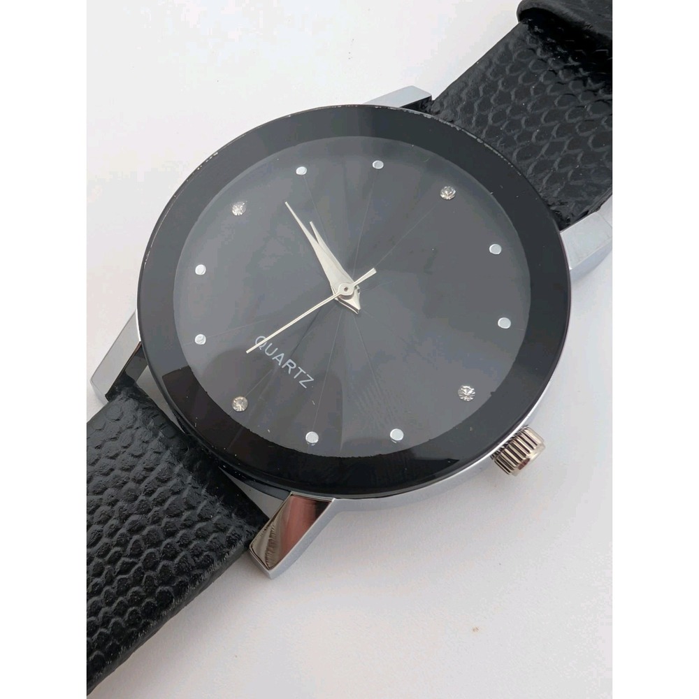 Women's Quart Watch 40mm Case Prism Crystal Black Faux Leather Band- New Battery
